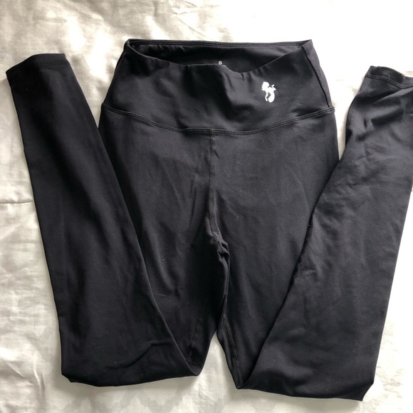 High waisted black workout leggings! Figure_slim - Picture 1 of 4